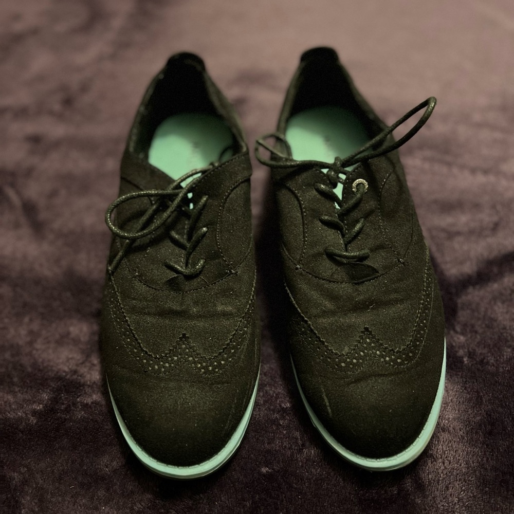 Black Lace-Up Oxford Shoes